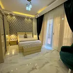 شقة فخمة بالمهندسين